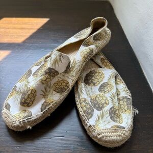 Soludos shoes with pineapples
